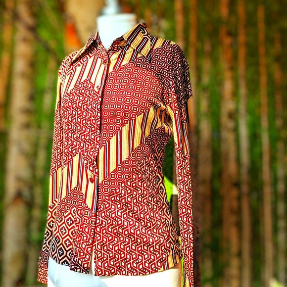 Vintage 1970s Funky Stretchy Button Down - Picture 1 of 7